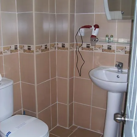Izmir Elit Hotel 2* איזמיר